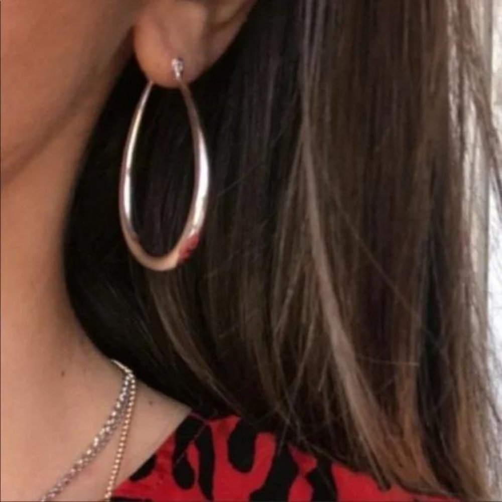 1.5 OVAL 925 STERLING SILVER HOOPS EARRINGS, NICE EARRINGS, CUTE EARRINGS - Picture 2 of 3